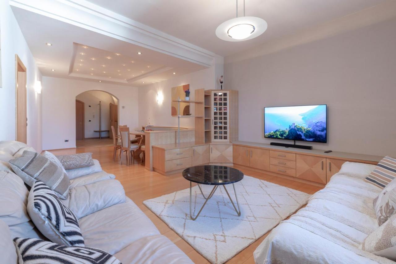 Apartment Perwanger Апп'яно-сулла-Страда-дель-Віно Екстер'єр фото
